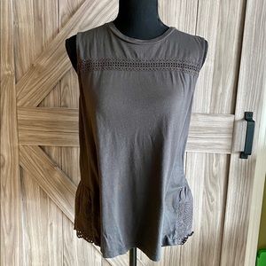 Banana Republic Factory women’s sleeveless blouse